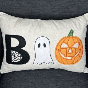 Halloween BOO Throw Accent Pillow Applique Spider Web Pumpkin Ghost